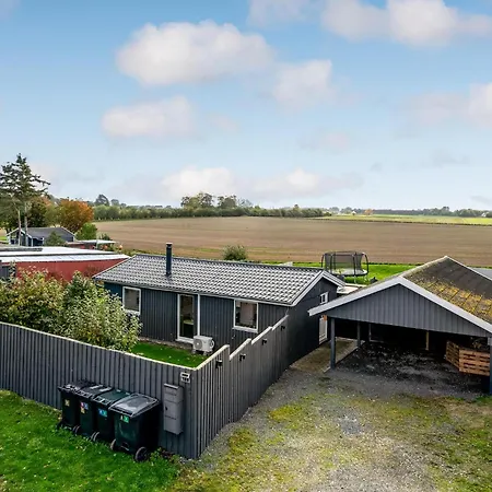 Holiday home In With Outdoor Swimming Pool Holbaek