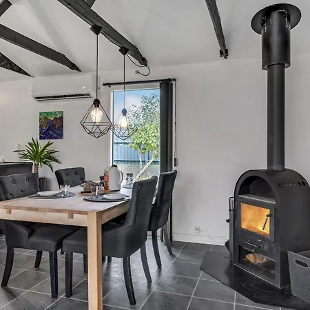 Holiday home In With Outdoor Swimming Pool Holbaek
